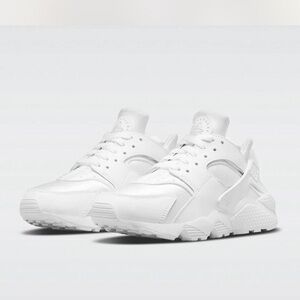 Nike Air Huarache white running trainers - size 8.5 US women’s